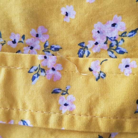 GAP Women's Yellow Floral Button Down Shirt Size M - Picture 13 of 16